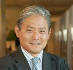 Headshot photo of Jeff Liu